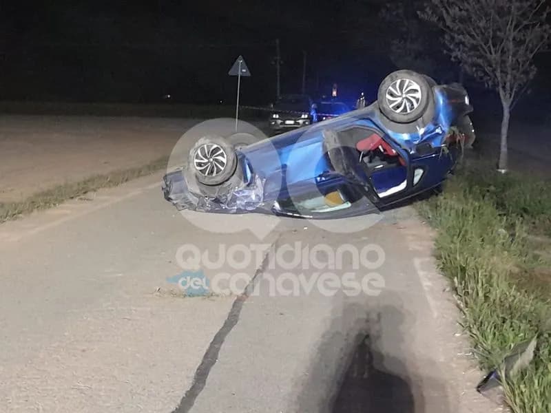 TRAGEDIA A BOSCHETTO - Muore a 51 anni nell'auto che si ribalta sulla carreggiata: inutili tutti i soccorsi - FOTO