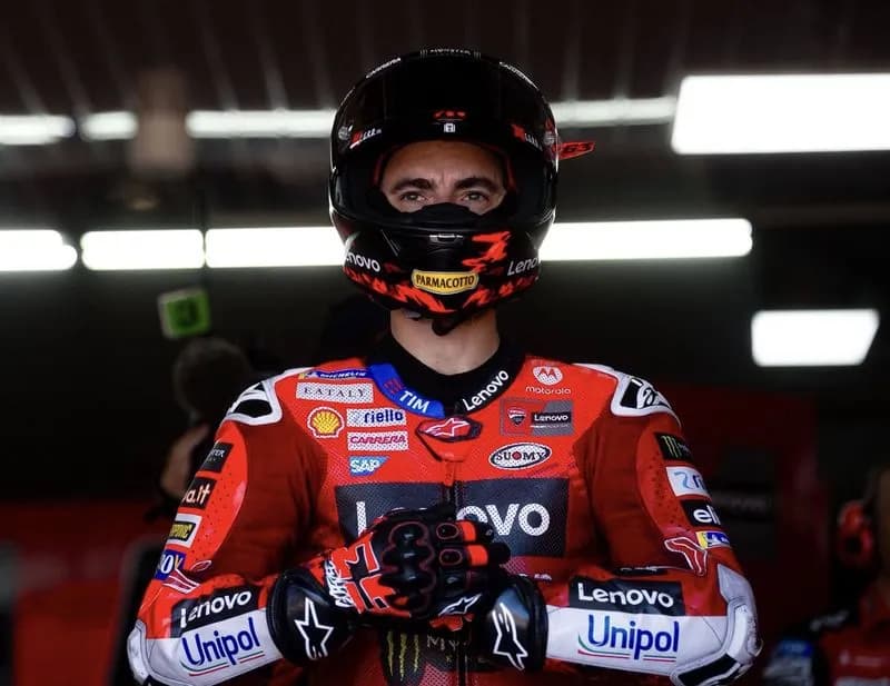 MOTO GP - Indonesia deludente per Pecco: caduta al nono giro e ritiro