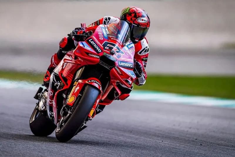 MOTO GP - Pecco Bagnaia ottavo nella sprint in Portogallo: si allontana il terzo posto nel mondiale
