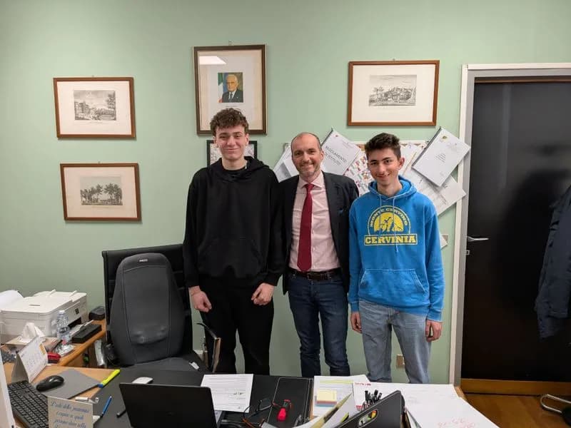 CIRIE' - Federico e Davide volano ai campionati nazionali di Fisica