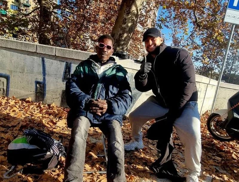 QC LIVE - Mezz'ora con Gabriel Togliatti, il barbiere dal cuore d'oro che taglia gratis i capelli ai senzatetto - VIDEO