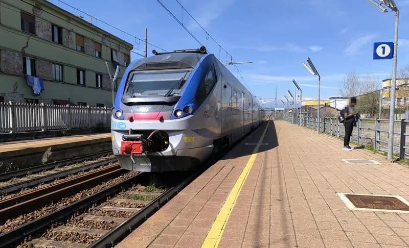 STOP TORINO-CERES - Dal 16 giugno al 7 settembre ferrovia sospesa: Ciriè e l'aeroporto di Caselle restano senza treni