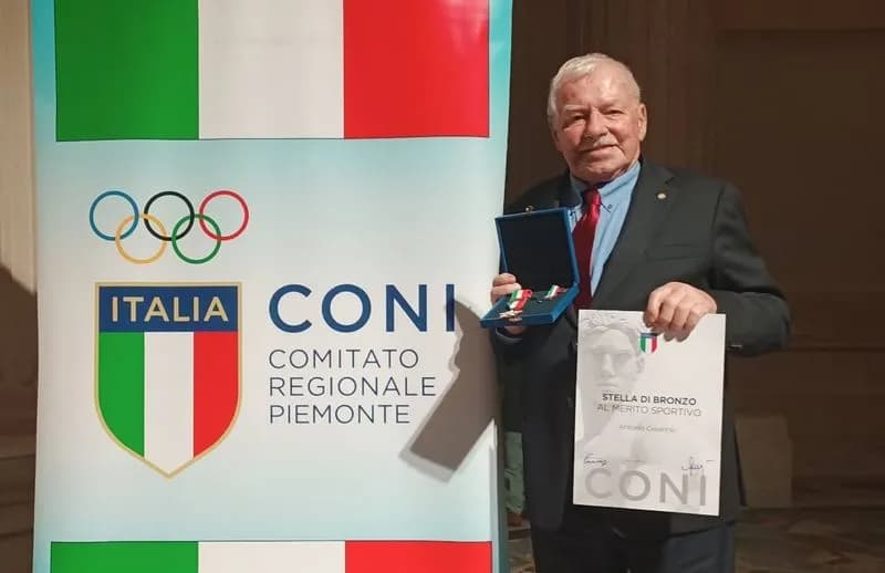 CUORGNE' - Antonio Cesarino, presidente onorario del Vallorco, premiato con la Stella di bronzo del Coni - FOTO