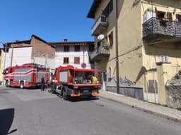 CUORGNE' - Ferro da stiro rischia di provocare l'incendio di un alloggio