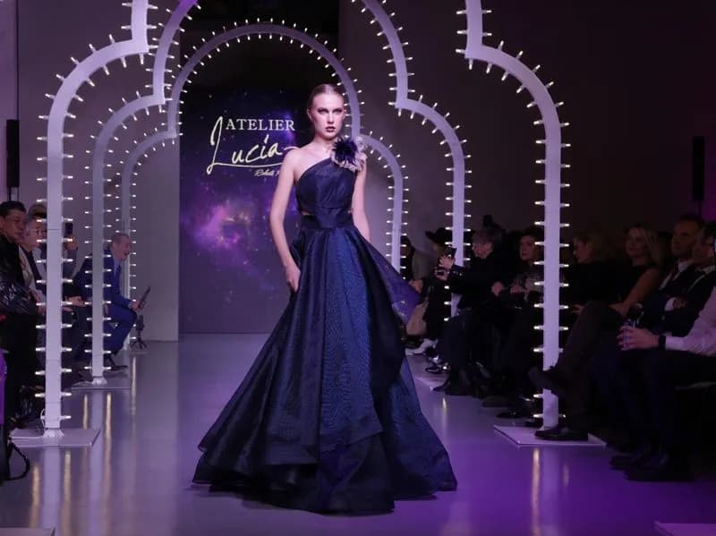 CANAVESE - La modella Ramona Molinario alla Milano Fashion Week - FOTO