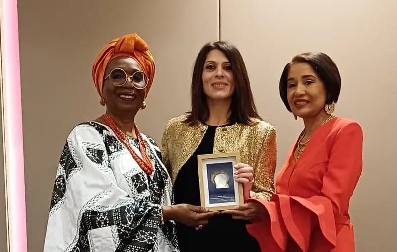 FAVRIA - L'allevatrice Mirella Abbà di «Cascina Impero» premiata in Bahrein