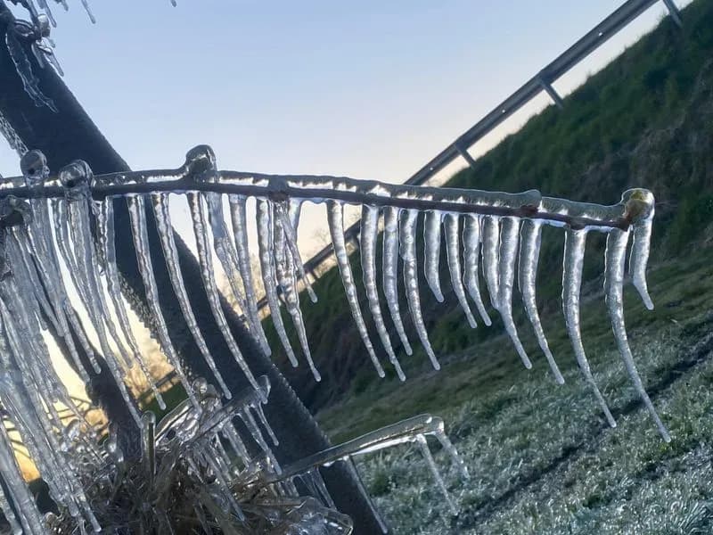 CANAVESE - Gelate nella notte: temperature oltre 3 gradi sotto lo zero