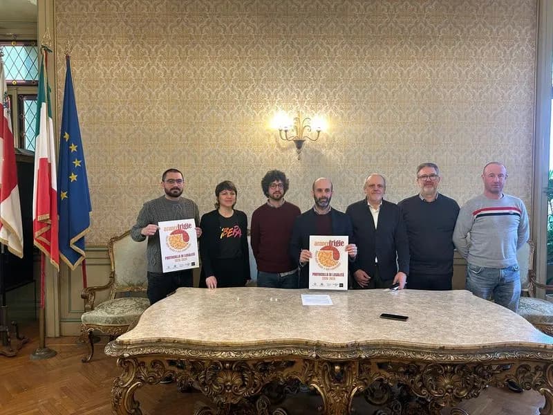 IVREA - Arance libere dalle mafie per la battaglia del carnevale