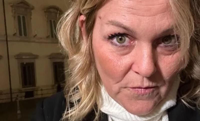 IVREA - Niente cittadinanza onoraria per la giornalista Delia Mauro