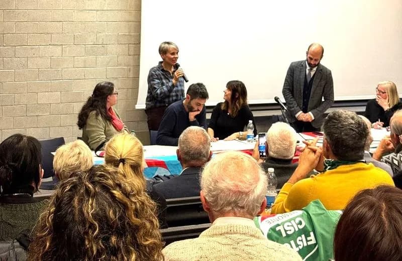 IVREA - Konecta chiude, Città Metropolitana al fianco dei lavoratori