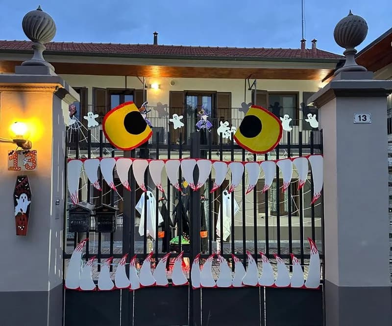 LEINI' - Una casa spaventosamente bella per Halloween - FOTO