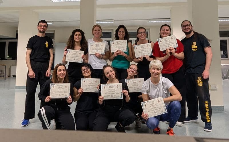 LEINI - Il corso anti aggressione femminile «Donne in difesa» è stato un successo