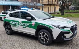 LEINI' - Dopo i lavori a Caselle abbandonano i rifiuti edili dietro al cimitero: due trentenni multati dalla polizia locale