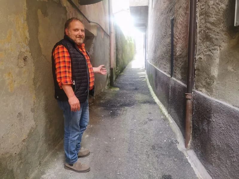 LOCANA - Il centro si rifà il look: addio barriere architettoniche - FOTO