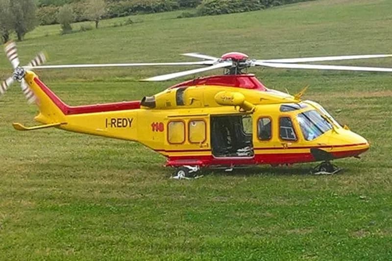 MONTALTO DORA - Investita da un'auto mentre attraversa sulle strisce: sciolta la prognosi della ragazzina 15enne