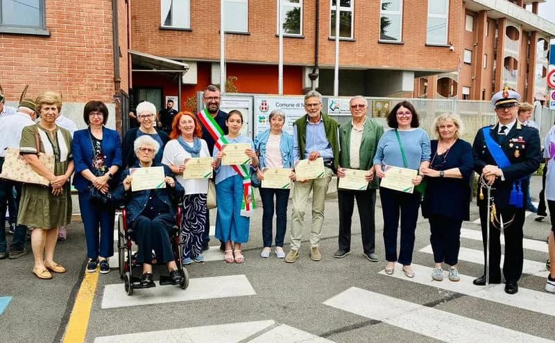 NOLE - Una pergamena per tutti gli ex sindaci del paese - FOTO