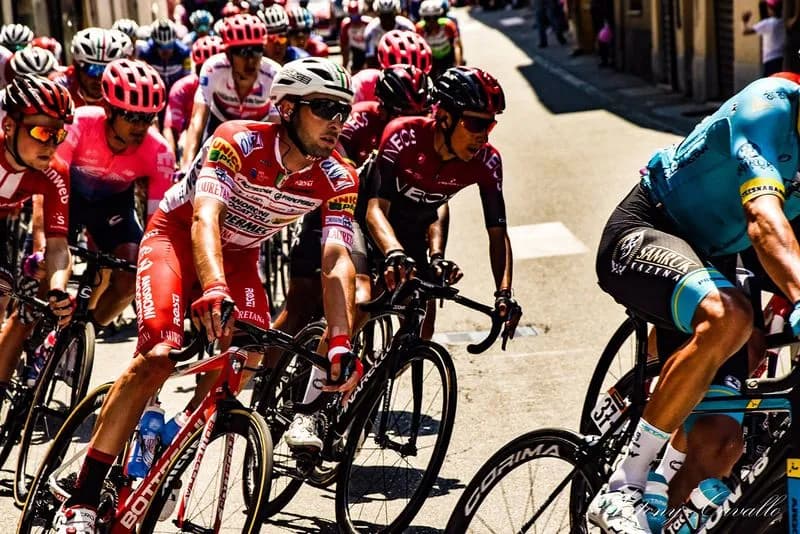 GIRO D'ITALIA IN CANAVESE - Venerdì la prima tappa passa nel nostro territorio - ECCO LE STRADE CHIUSE