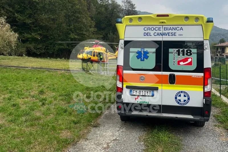 PONT CANAVESE - Ferito dopo una caduta dalle scale: elitrasportato al Cto