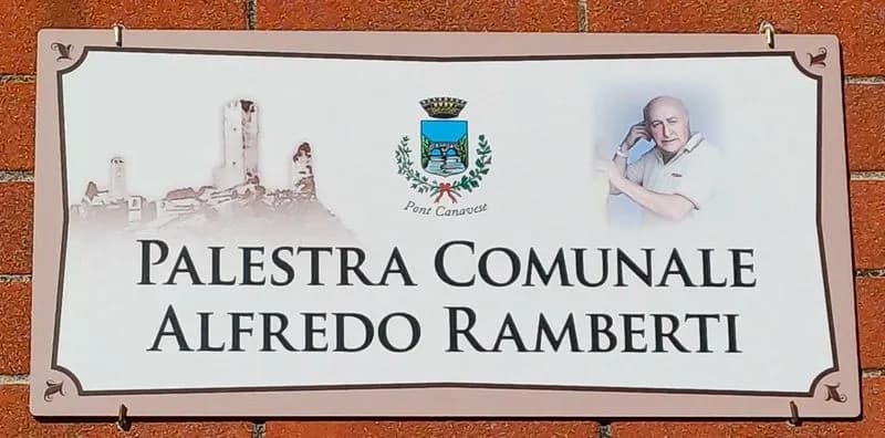 PONT CANAVESE - La palestra comunale dedicata ad Alfredo Ramberti