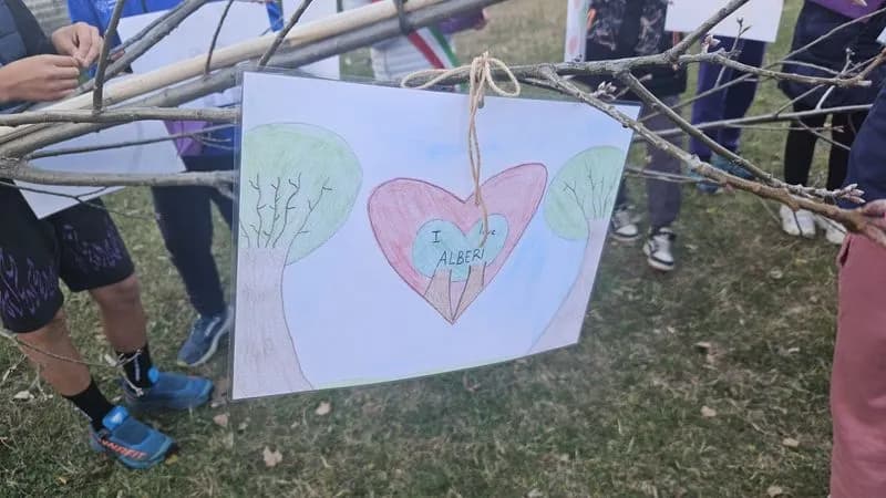 QUINCINETTO - I ragazzi hanno celebrato la giornata nazionale degli alberi