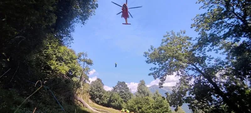 QUINCINETTO - Escursionista ferita salvata dal soccorso alpino - FOTO