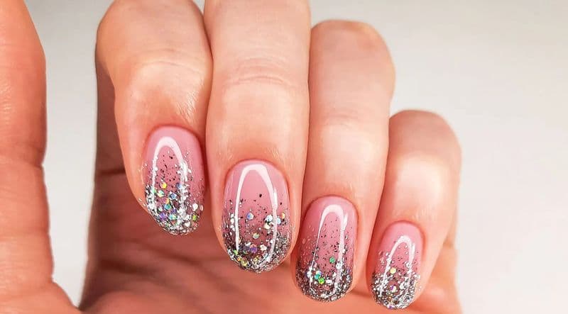 SALUTE – Le nuove regole del beauty: stop ai glitter d’argento