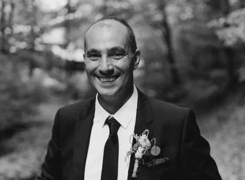 RIBORDONE - In lacrime per la morte di Gianluca Bianco, ex consigliere e giovane papà