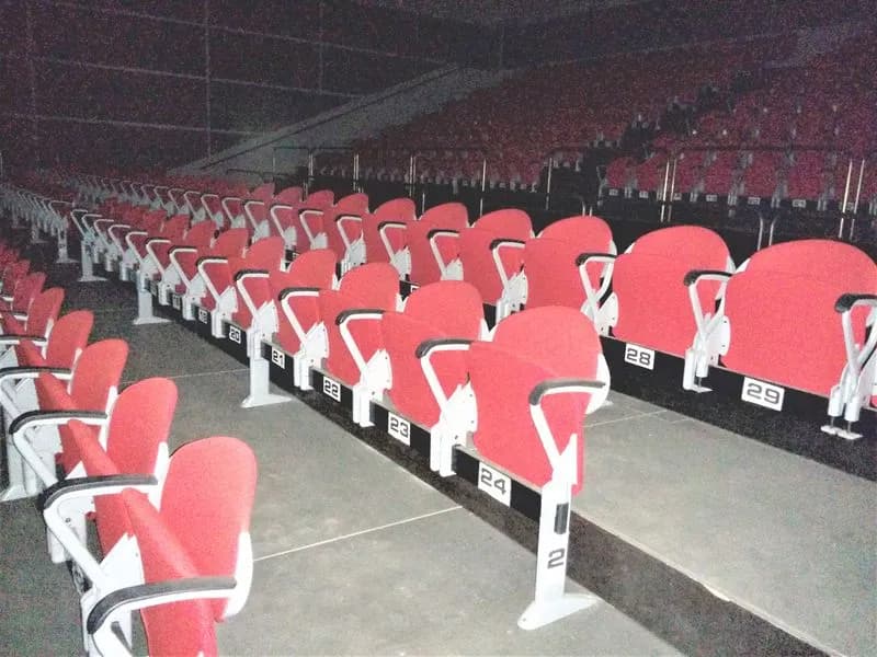 RIVAROLO CANAVESE - Il sogno è ricomprarsi l'ex Vallesusa per poter ridare alla città il «suo» teatro