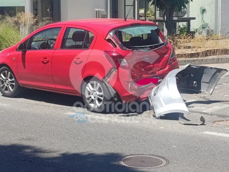 RIVAROLO CANAVESE - Un altro incidente stradale in via Favria: due feriti nello scontro tra due auto - FOTO