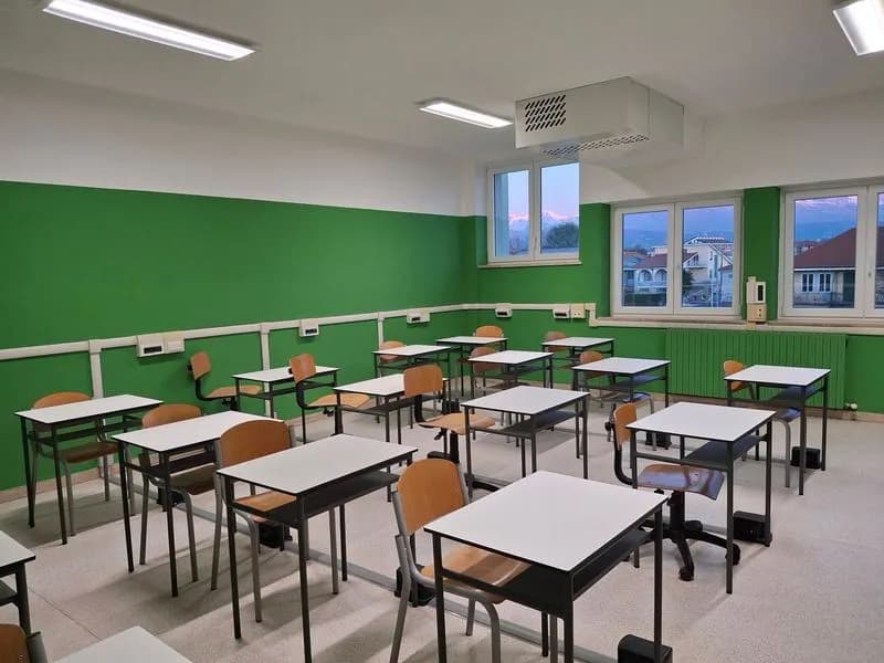 RIVAROLO CANAVESE - Completati i lavori alla scuola media, gli studenti possono tornare in classe - FOTO