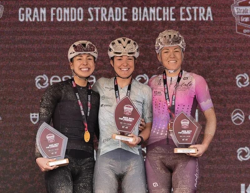 RIVAROLO CANAVESE - Martina Cavallo come Pogacar: trionfa alla Gran Fondo Strade Bianche - FOTO