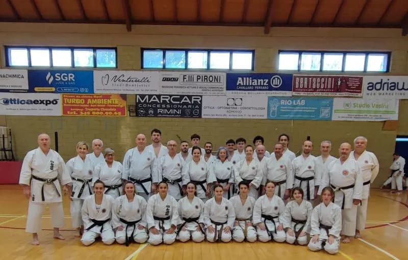 RIVAROLO CANAVESE - Gli atleti della Rem Bu Kan karate-do sugli scudi a Igea Marina - FOTO