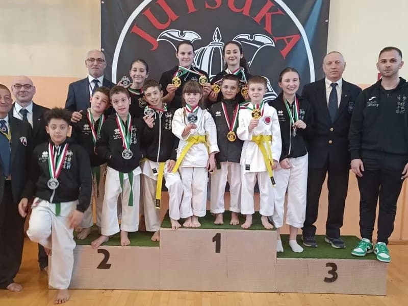 RIVAROLO CANAVESE - Gli atleti della Rem Bu Kan karate-do primeggiano in Germania e Toscana - FOTO