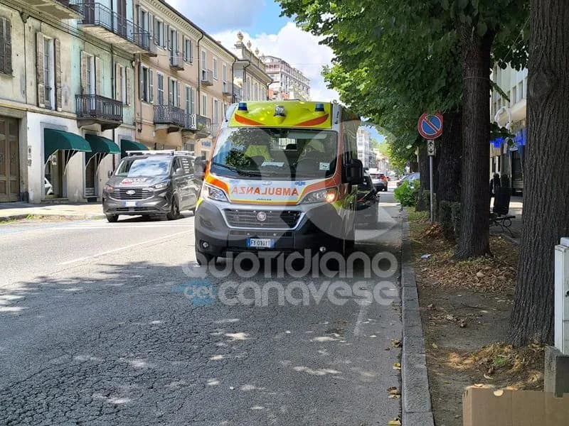 RIVAROLO CANAVESE - Furiosa lite in corso Torino, quattro contusi in ospedale - FOTO