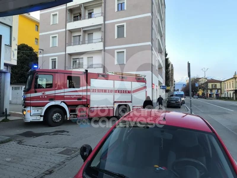 RIVAROLO CANAVESE - Cade in casa e non riesce più a rialzarsi: salvata - FOTO