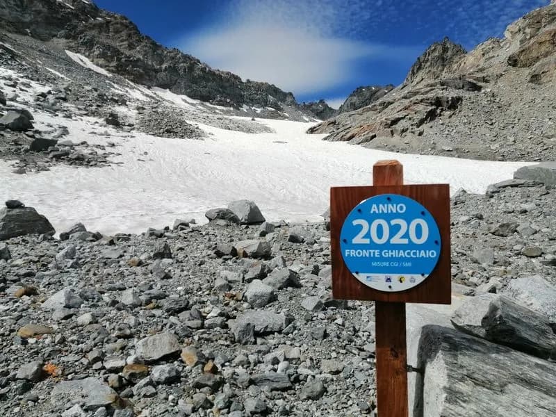 VALLE SOANA - Allarme per il ghiacciaio Ciardoney: in 50 anni si è ritirato di oltre mezzo chilometro - FOTO