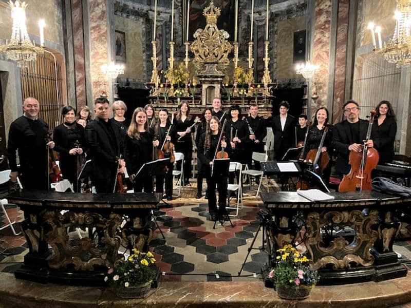 RUEGLIO - I musicisti del liceo musicale di Rivarolo impegnati a parlare di Pace - FOTO