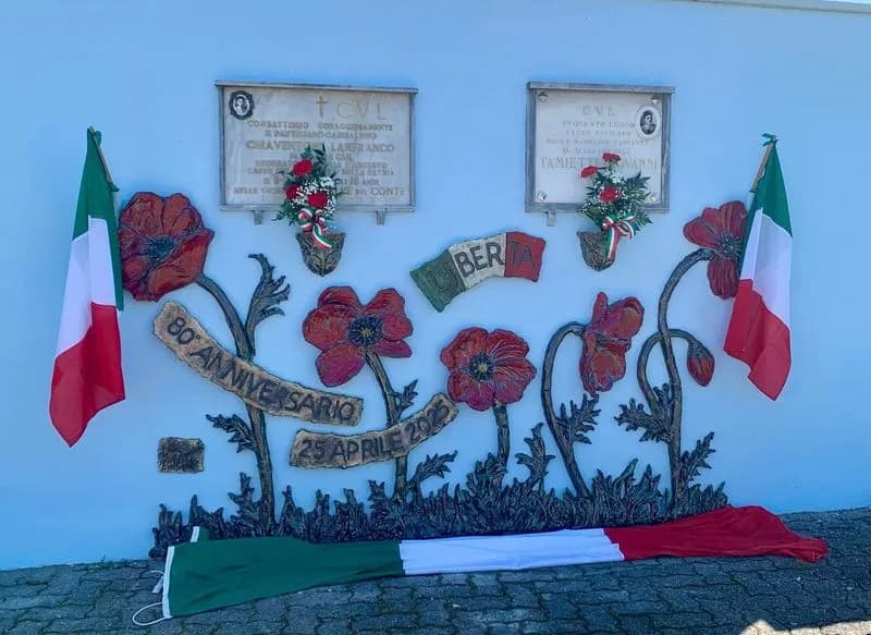 SALASSA - 25 Aprile, un'opera ceramica in memoria di Tamietti, Chiaventone e dei giovani partigiani - FOTO