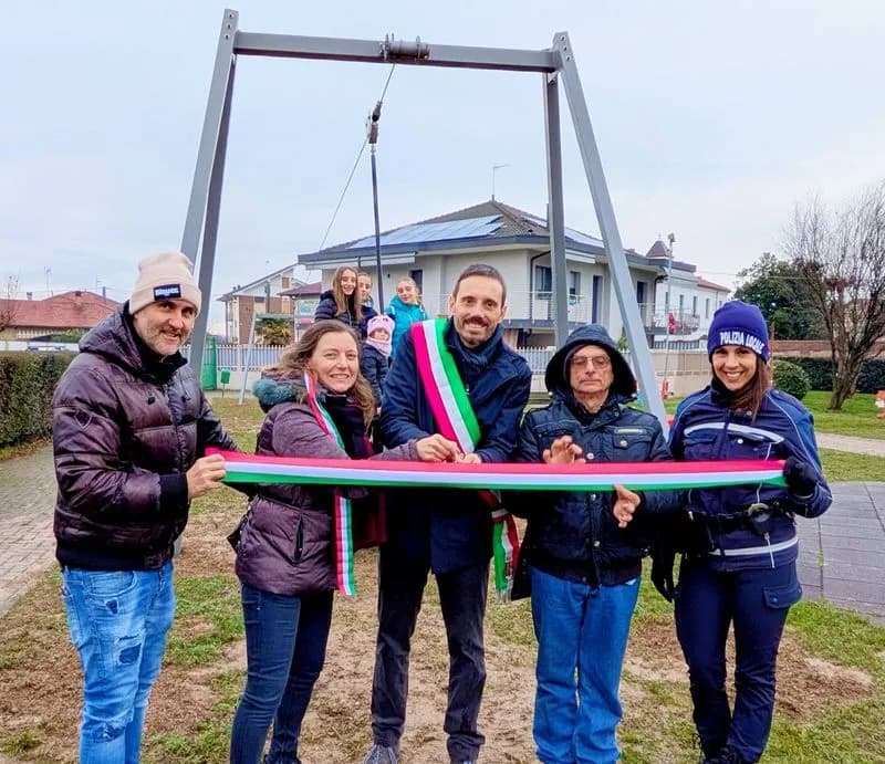 SAN BENIGNO CANAVESE - Inaugurato il nuovo parco giochi in via Trento - FOTO