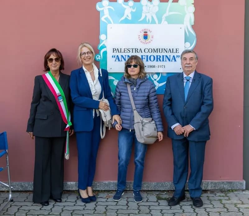 SAN GIUSTO CANAVESE - La palestra comunale intitolata alla maestra e staffetta partigiana Anna Fiorina - FOTO
