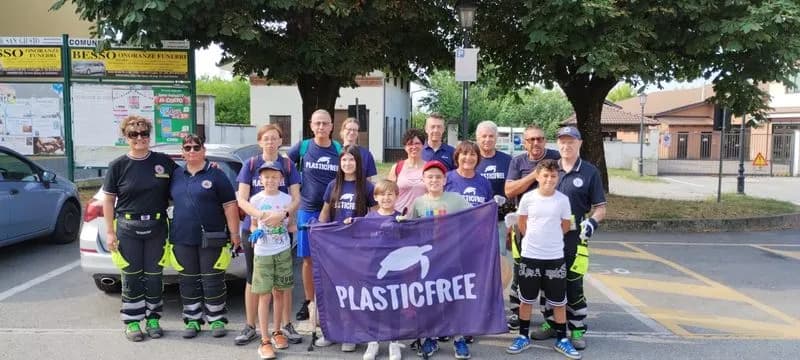 SAN GIUSTO CANAVESE - Plastic free, raccolti in una giornata 60 chili di rifiuti - FOTO
