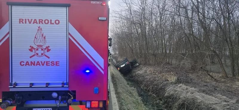 SAN GIUSTO CANAVESE - Ennesimo incidente sulla provinciale 40, la sindaca furente: «Inaccettabile che Città Metropolitana non intervenga»