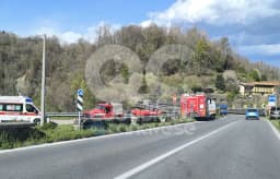 DRAMMA AL PONTE PRETI - Ragazza soccorsa nelle acque del torrente Chiusella: salvata in tempo - FOTO