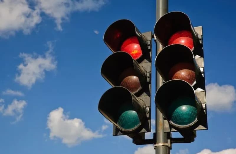 MULTE IN ARRIVO - Torino accende le telecamere all'inizio del raccordo per Caselle: 167 euro di multa a chi passa col rosso