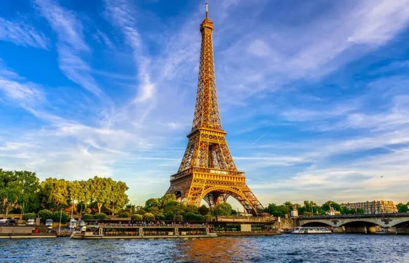 Il viaggio definitivo da Torino a Parigi: consigli segreti e gioielli nascosti lungo il percorso