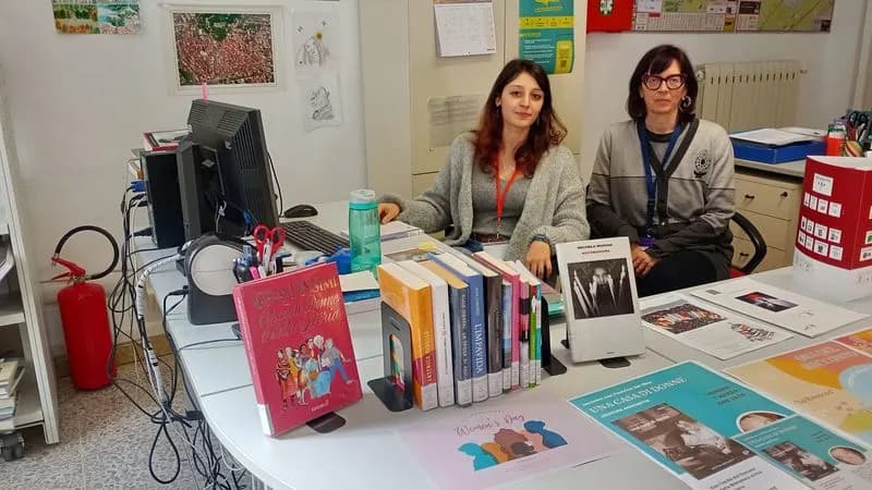 VOLPIANO - Sulle vetrine della città l'omaggio alle donne che hanno fatto la storia