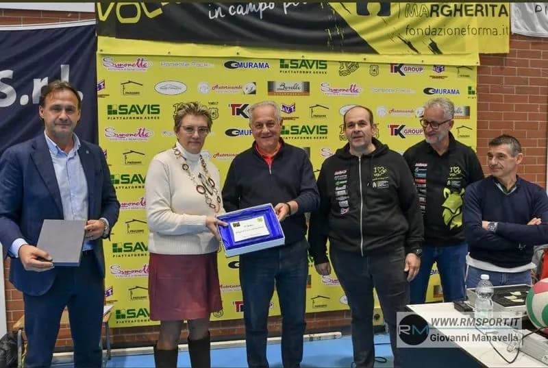 VOLPIANO - Il tecnico della Nazionale italiana Julio Velasco a caccia di giovani promesse della pallavolo