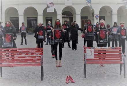 IVREA - Casa delle donne, per l'ingresso nella nuova sede si dovrà attendere il 2023
