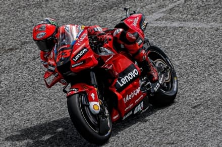 CHIVASSO - Moto GP, Pecco Bagnaia terzo in Thailandia: vetta del mondiale a soli 2 punti