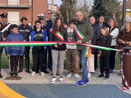 LEINI' - Inaugurato il nuovo parco giochi - FOTO